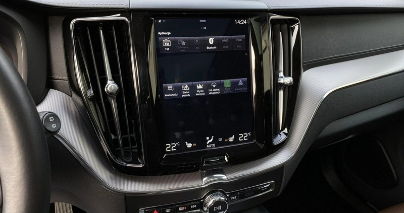 Volvo XC 60 cena 169900 przebieg: 59000, rok produkcji 2019 z Szczekociny małe 379